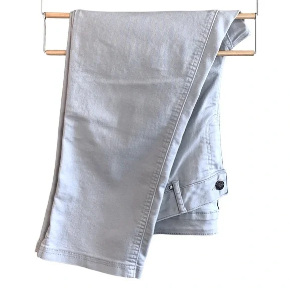 Up! Cropped Capri - Picture 10 of 11